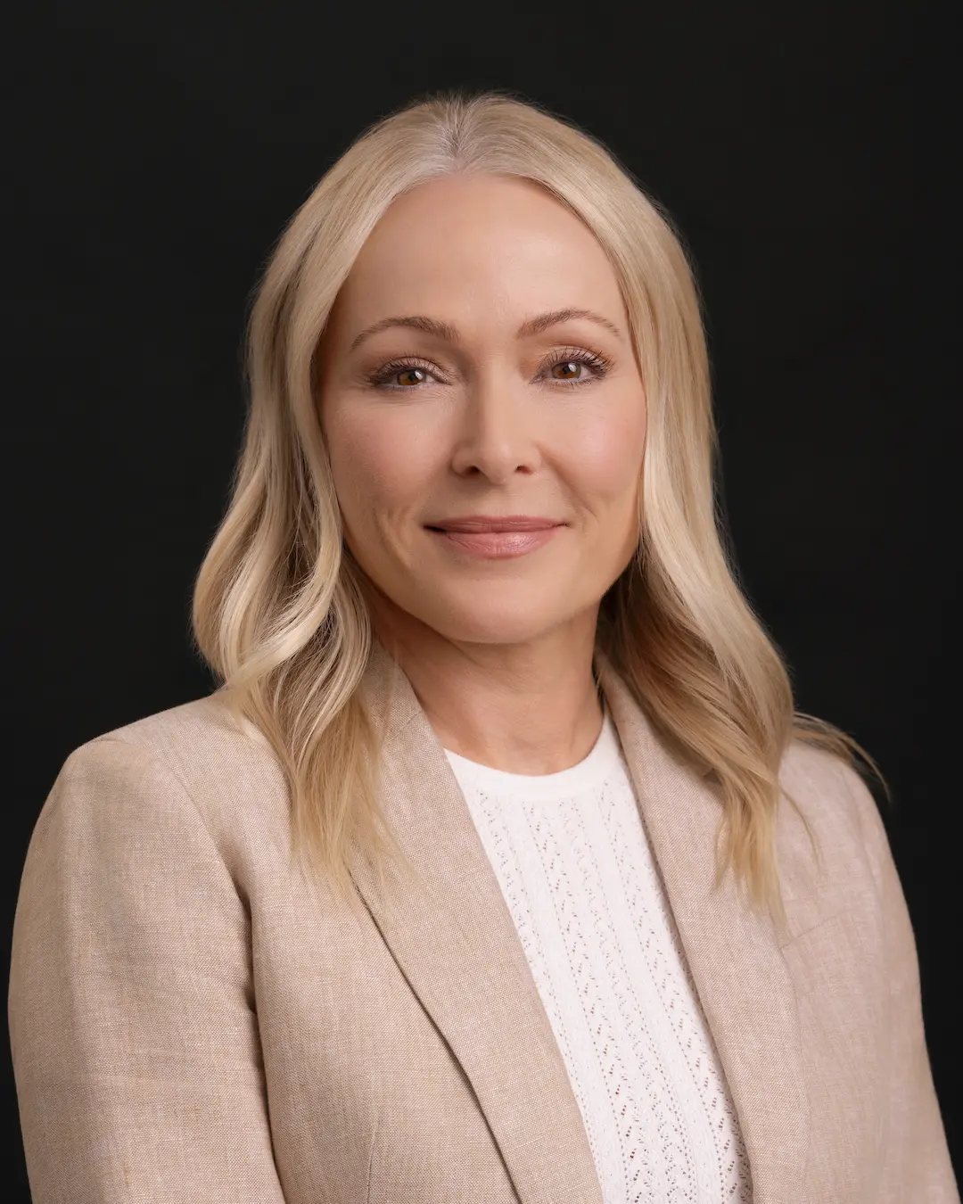 Headshot of Cathleen Lewis